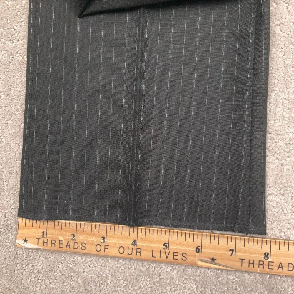 Savile Row Suit Mens 40R 34R Charcoal Gray Pinstripe Rivington-V Slim Fit London